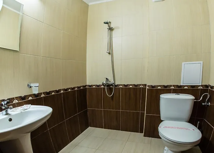 Family Apolon Хотел 2*